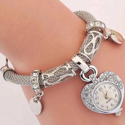 China DIVER Hot Sale Heart Shaped Women Fashion Quartz Watch Strap for sale