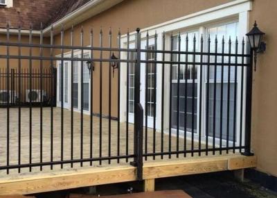 China 8FT Galvanized Wrought Iron Fence Q235 Steel For Residential à venda