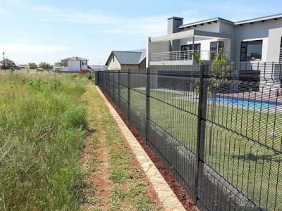 China Iron 7ft Wide Fence Panels , Anti Corrosion 358 Security Fencing for sale