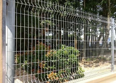 China Alambre galvanizado 4.5m m sumergido caliente residencial Mesh Fence Strong Corrosion Resistant en venta