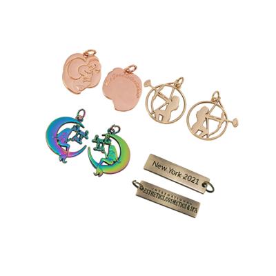 China Fashion CLASSIC design engraved charm logo tags custom metal jewelry tags for clothing bracelet for sale