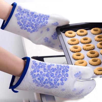 China MJ CLASSIC Heat Resistant Silicone Cooking Oven Glove Printing Pattern Rubber Grilling Gloves for sale