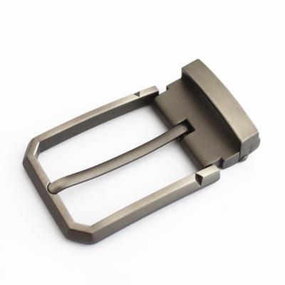 China Factory Zinc Alloy Pin Belt Buckle With Clamp for sale