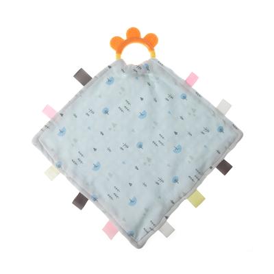 China 100%food grade silicone baby gift set new design cotton quilt baby safety muslin eco-friendly chew blanket teether for sale