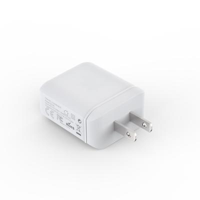 China Hot Selling ODm 25w OEM PD Wall Charger Mobile and PC Charging PD Fast Type C PD Adapter Usb Wall Charger Set With Cable For Iphone 11 pro 13 Max for sale