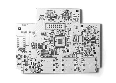 Κίνα Άσπρο ντυμένο PCB μετάλλων, οδηγημένο αργίλιο PCB πυρήνων μετάλλων για το φωτισμό των οδηγήσεων προς πώληση