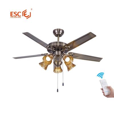 China With Light Home Decoration 48 Inch 52 Inch Ceiling Fan E27 Chain Pull Fan Iron Bulb 5 Blades Iron Fan With Lamp for sale