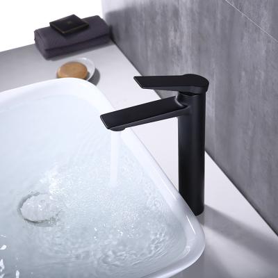 China Touchless Smart Faucet Sensor Metered Savings Faucets Hotel Water Faucet Sensor Automatic Automatic Smart Faucet for sale