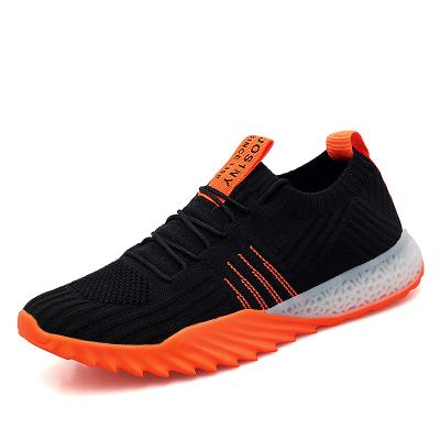 China Fashion trend factory running unisex shoes relieve soft women casual shoes fly knitting breathable men sport shoes running for sale