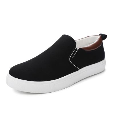 China 2020 fashion trend big size men's slip-on shoe spring summer men's shoes fashion canvas sports shoes for sale