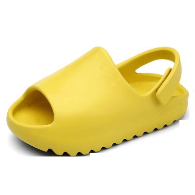 China Other Kids Sandals Size 24-35 Relieve Home Outdoor Wear Children Slips Slippers Fish Main Flat Kids Sandals for sale