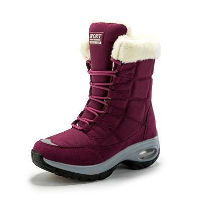 China Flat High Quality Trendy Fashion Warm Winter Boots Casual Sport Large Size Genuine Leather Women Snow Boots for sale