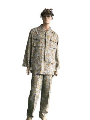 China Tactische uitrusting camouflage BDU Militair uniform met meerdere grote zakken Te koop