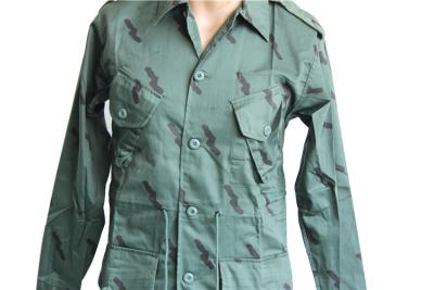 Cina Cipro BDU Uniforme di sicurezza tattica Abbigliamento militare Armata Colore verde Respirante Impermeabile Per Uomini in vendita