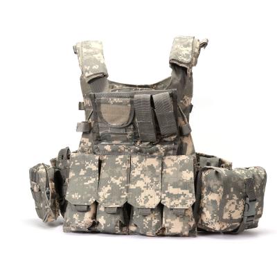 China Camouflage Tactical Combat Vest 1000D Fabric Multifunctional for CS Field Protective for sale