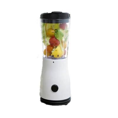 China Outdoor Colorful Electric Travel Sports Blender Travel Portable Blender for sale