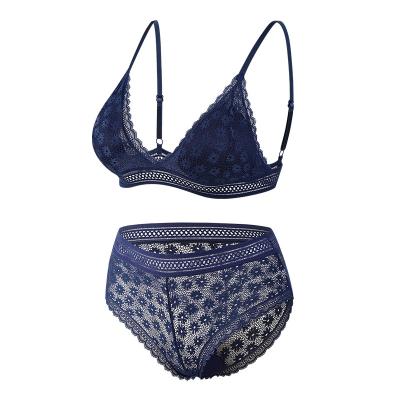 China Beautiful QUICK DRY Back Lace Underwear Strapless Steel Ring Women's Bra Suit For With Triangle Cup for sale