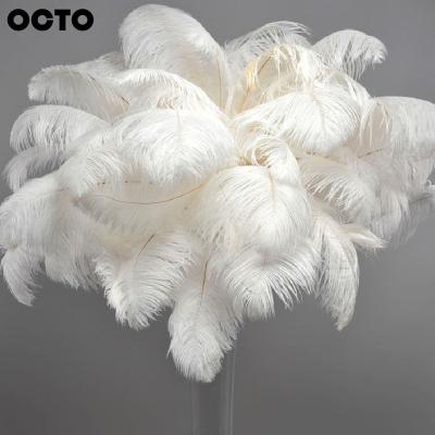 China Wedding Party Decoration Natural Feathers 6-32in Wholesale Home Decor 15-75cm Large Feathers Festival Centerpieces Wedding Party White Ostrich Feather for sale