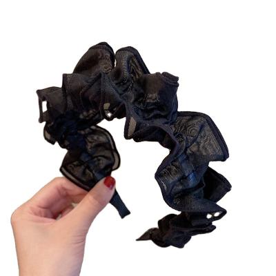 China Decorate cheap and hot selling pleated headbands Korean version of the fairy wide-brimmed net red hair bundles retro satin black face were for sale