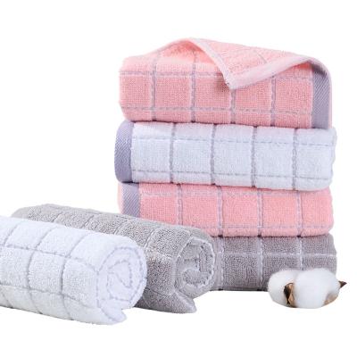 China Viable Manufacturers Wholesale Super Soft Grid 100% Cotton Bath Towels Luxury Bath Towel for sale