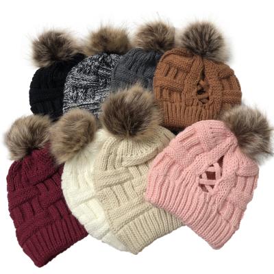 China COMMON High Quality Winter Knit Ponytail Hat Women Fashion Warm Hats Caps For Women Hats for sale