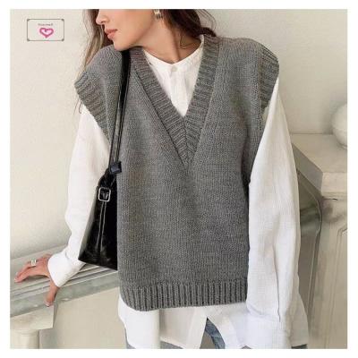 China Korean Sweater Women Winter Breathable New Knit Short Loose Sleeveless V Neck Pullover Sweater Women for sale