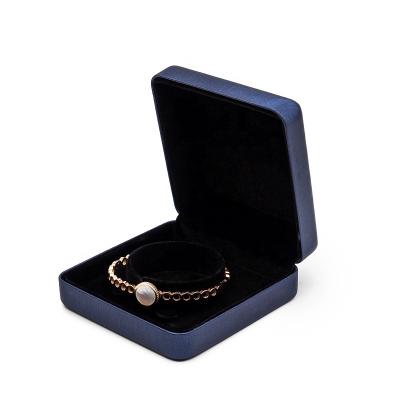 China JY Handmade New Premium Luxury PU Leather Bracelet Box Packaging Metal Jewelry Case Wedding Gift Box Blue for sale