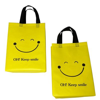 China Special Style New Children's Handled Color Handbag Explosive Nonwoven Durable Tote Bag Special Bag For Children's Clothing Store for sale