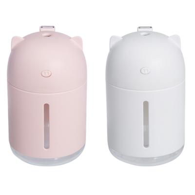 China High Quality Design Colors LED Variable Light Appliances Air Freshener Pet Mini Humidifier Cute Curing Bear For Room for sale