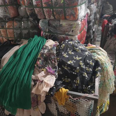 China Hot Polyester / Cotton Summer Second Hand Clothing Used Clothes Suppliers In UK for sale