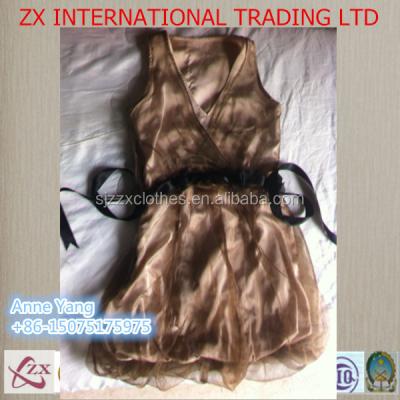 China Polyester / Cotton Second Hand Clothes In UK GERMANY Lady Dresses Cotton Silk Second Hand Clothes Price for sale