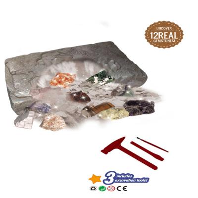 China Developing children's attention and patience archaeological fossils stem toy digging Gem Kit New product children excavate crystals and gems chose educational toy gem digging kit for sale