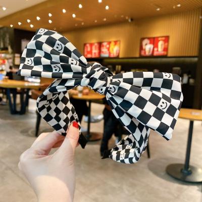 China Make Up Designer Twist Turban Headband Letter Print Stretch Hairbands Bowknot Hairbands Yoga Headwrap Bandana Women Hair Accessories for sale