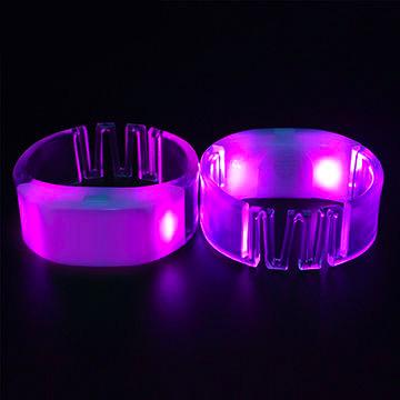 China Silicone Remote Control Sound Activated Nfc Led Glow Bracelet for sale