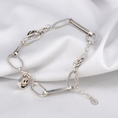 China CLASSIC Luck Wand Summer Girls Friendship Bracelet with Charms for Girls for sale