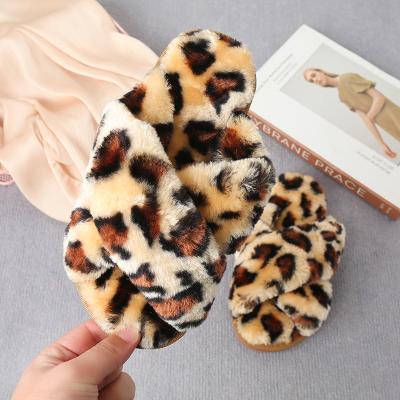 China Light Border Leopard Print Amazon Fur Slippers Kids Crossed Men And Women Trail Cotton Home Slippers for sale