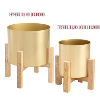 China Hot Selling Flower Display Modern Style Create A Table Top Metal Flower Planter Pot for sale