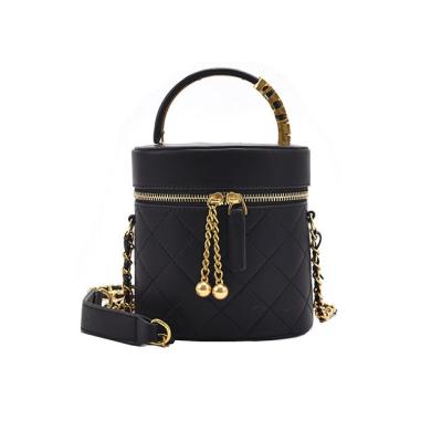 China New Design Clutch Purses and Bucket Bag Handbags 2021 Women Bridal Purse Dollar Purse Cute Bridal Ladies Bags Ladies Clutch Fashion Trends Purse for sale