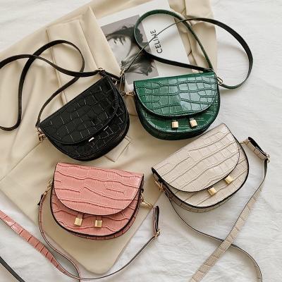 China Other Cheap Factory Wholesale 2021 Young Lady Mini Handbags Messenger Purses Females Handbags For Girls for sale