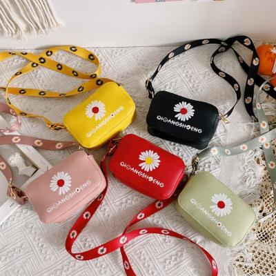 China Custom cute fashion print logo kids shoulder bag flower designer small girls purses handbags for kids for sale