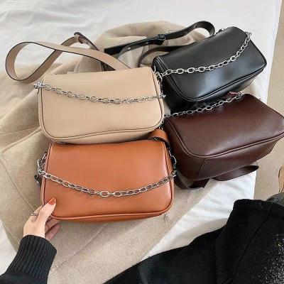 China Other Luxury Armpit Purses New Women Popular Chain Purse Shoulder Purses For Females for sale