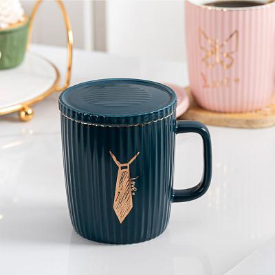 China Custom Viable Gold Ceramic Gift Solid Color Cup Fashion Ceramic Mug Tea Coffee Packing Mug With Lid And Spoon for sale