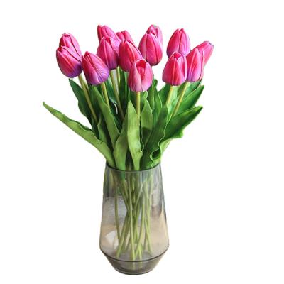 China Fashional Hot Selling Real Tulip Bouquet Artificial Flowers Artificial Bride Touch Flower Homes Garden Decoration for sale