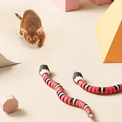 China Newest Viable USB Pet Toy Automatic Red Rubber Electronic Interactive Smart Sensing Snake Cat Toy for sale