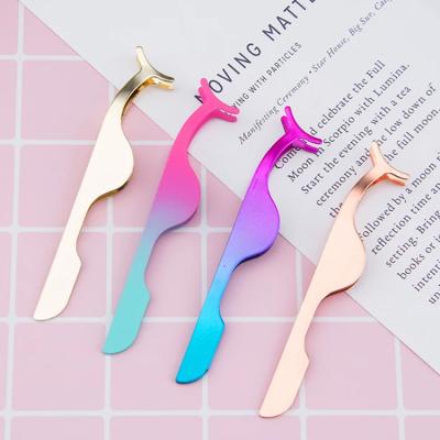 China Wholesale Durable Easy To Use Green Blue Different Color Eyelash Tweezers Good Quality Green Customized Packaging for sale