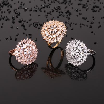 China TRENDY Fashion Platinum Rings For Women Popular Jewelry Zircon Wedding Flower Rings for sale