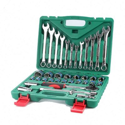 China Portable Auto Repair Kit Ratchet Socket Wrench Set 61 PCs Car Repair Set Wholesale Heavy Duty Excavator Hand Tool Set SOLUDE With Kick C for sale