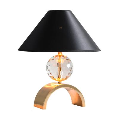 China modern crystal ball with resin gold table lamp for home for sale