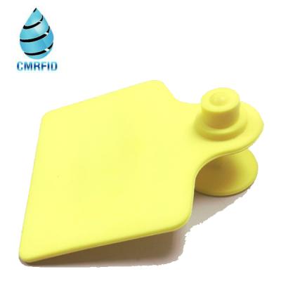 China Livestock management factory price rfid tag UHF chip foreign H3 chip cattle cow sheep animal ear tag for sale