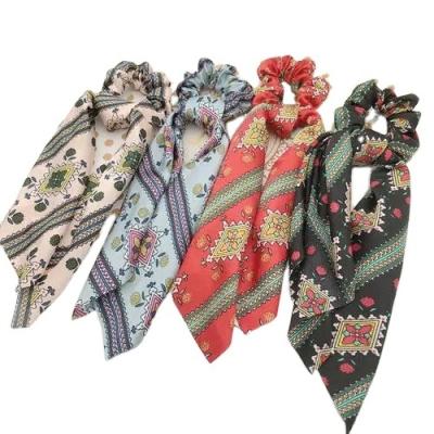 China Second-hand clothing women international occasion used clothing silk scarf used summer clothes in bales for sale